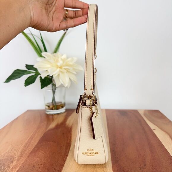 NWT Coach X Peanuts Nolita 19 With Snoopy And Friends Motif - Picture 5 of 10